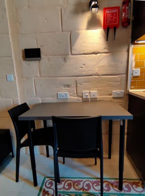 Deck 3 Savynomad Harbour Residences Wow Views Cospicua Екстериор снимка